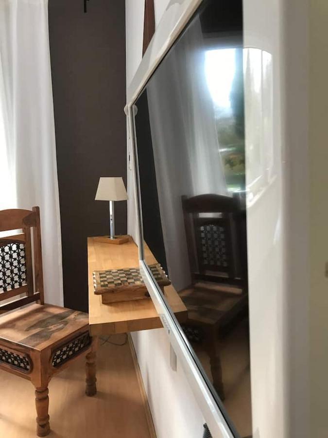 Schoene Grosse Wohnung 2 Schlafzimmer Bis 6 Pax Naehe Stadion Signal Iduna Dortmund Exterior foto